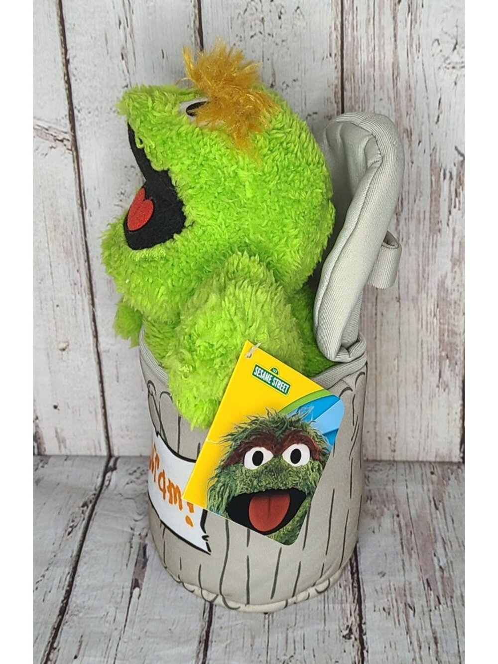 10" Kohl’s Cares Oscar the Grouch Plush w/ Trash Can “Scram!” Sesame Street Toy - Picture 3 of 4